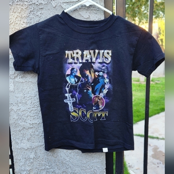 Tops - Travis Scott Cactus Jack Portrait T-shirt Size M. Bogus Goods‎ T-Shirt